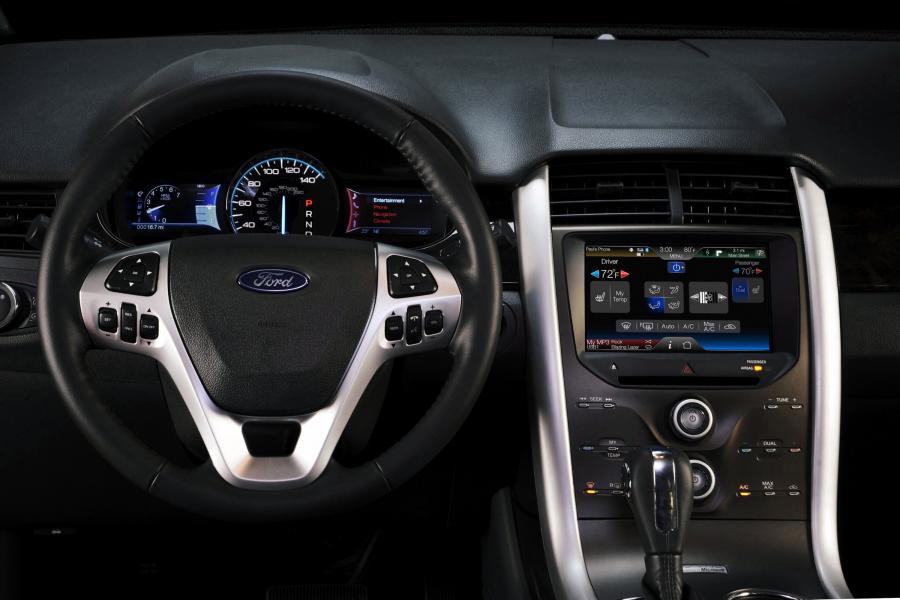  Ford Edge Sport 2011 года  (фото 37 из 65)